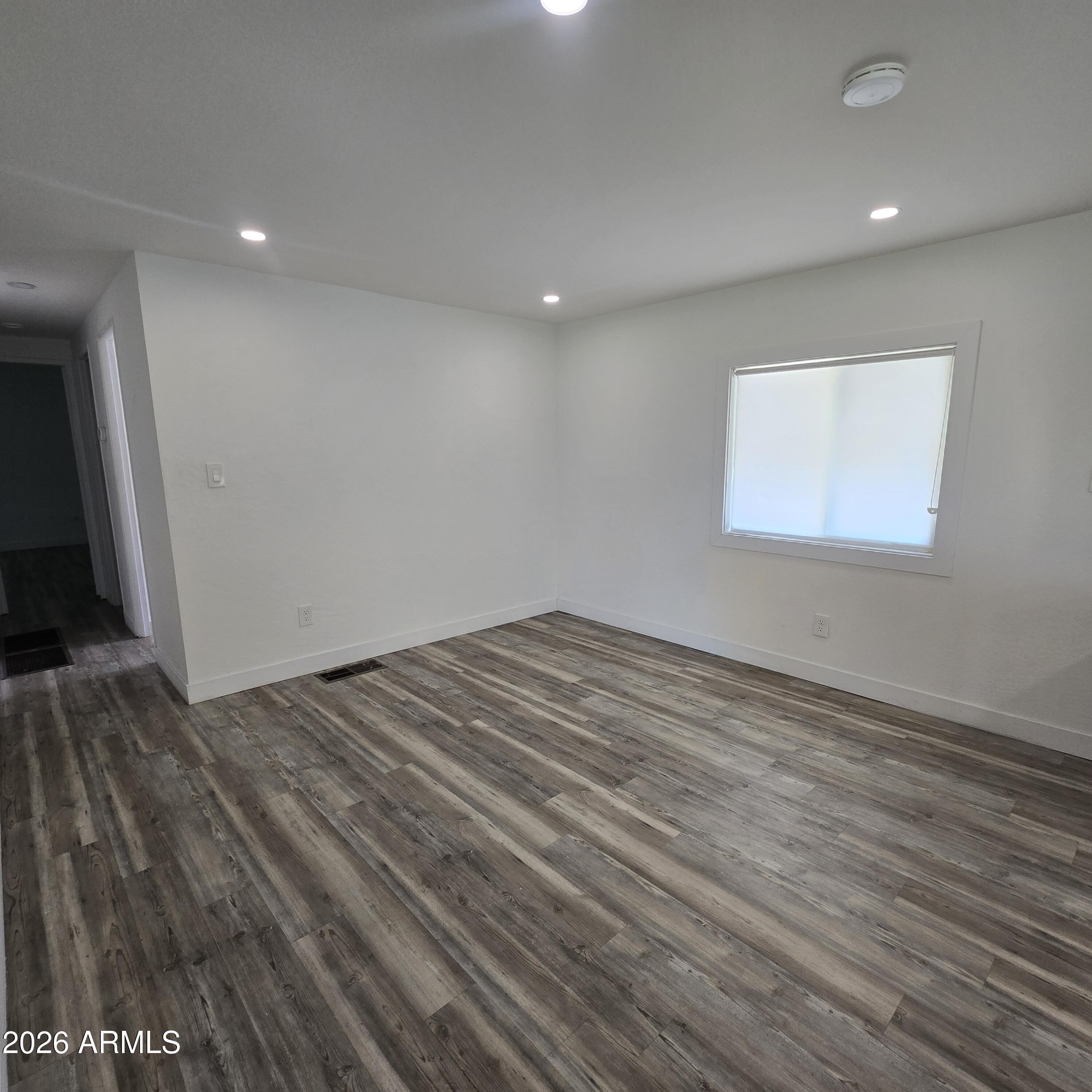 205 West Bell Road, Unit 156 Phoenix, AZ 85023 - Photo 12 of 30 20260728_152924