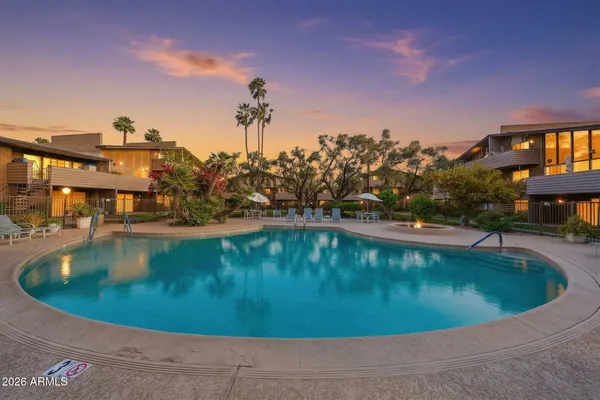 $374,900 | 10 West Northern Avenue, Unit 2, Phoenix, AZ 85021