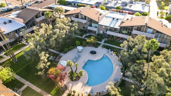 $374,900 | 10 West Northern Avenue, Unit 2, Phoenix, AZ 85021