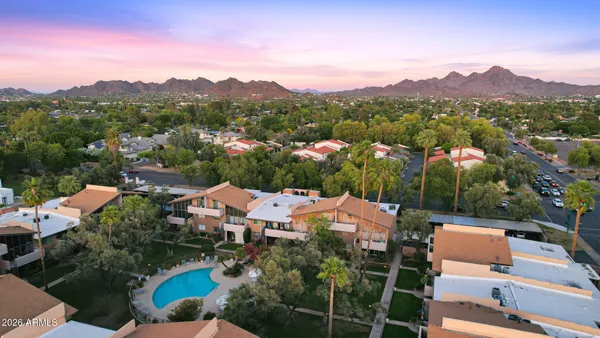 $374,900 | 10 West Northern Avenue, Unit 2, Phoenix, AZ 85021