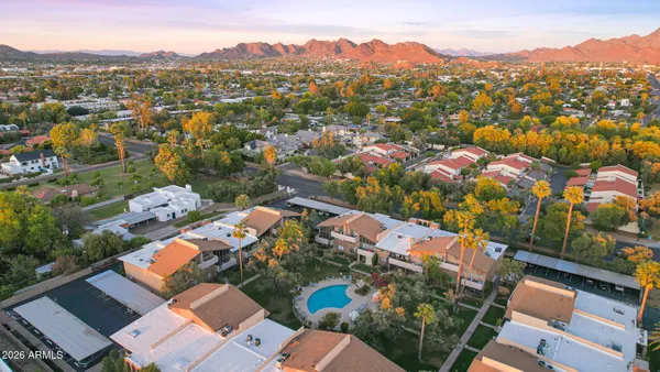 $374,900 | 10 West Northern Avenue, Unit 2, Phoenix, AZ 85021