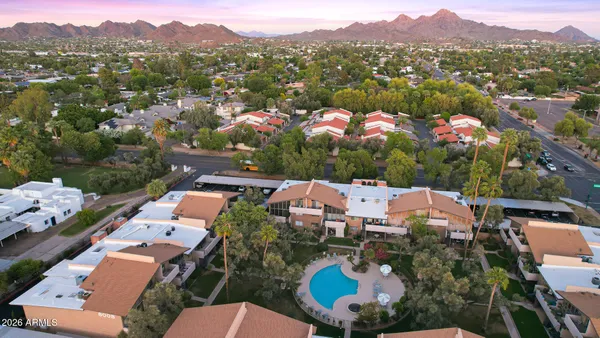 $374,900 | 10 West Northern Avenue, Unit 2, Phoenix, AZ 85021