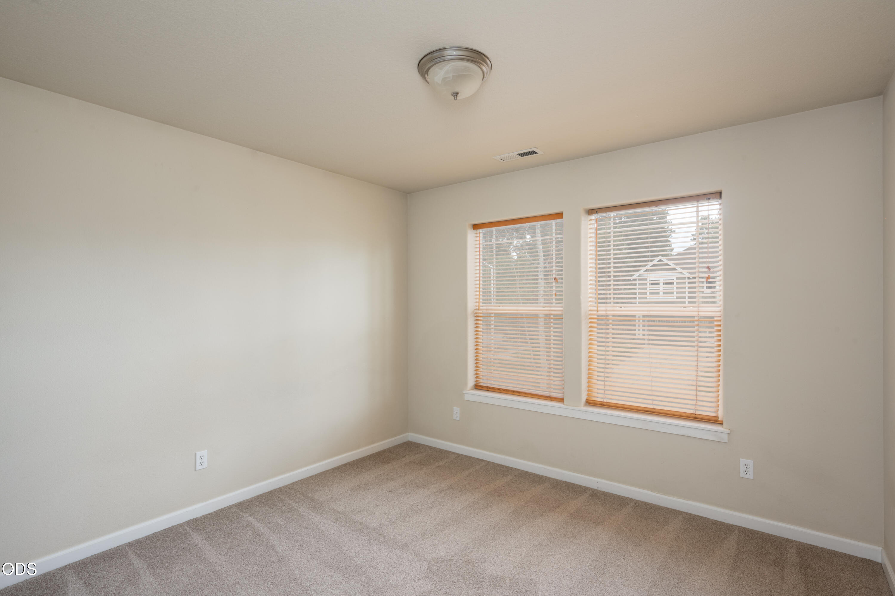 61506 Tall Tree Court Bend, OR 97702 - Photo 32 of 37