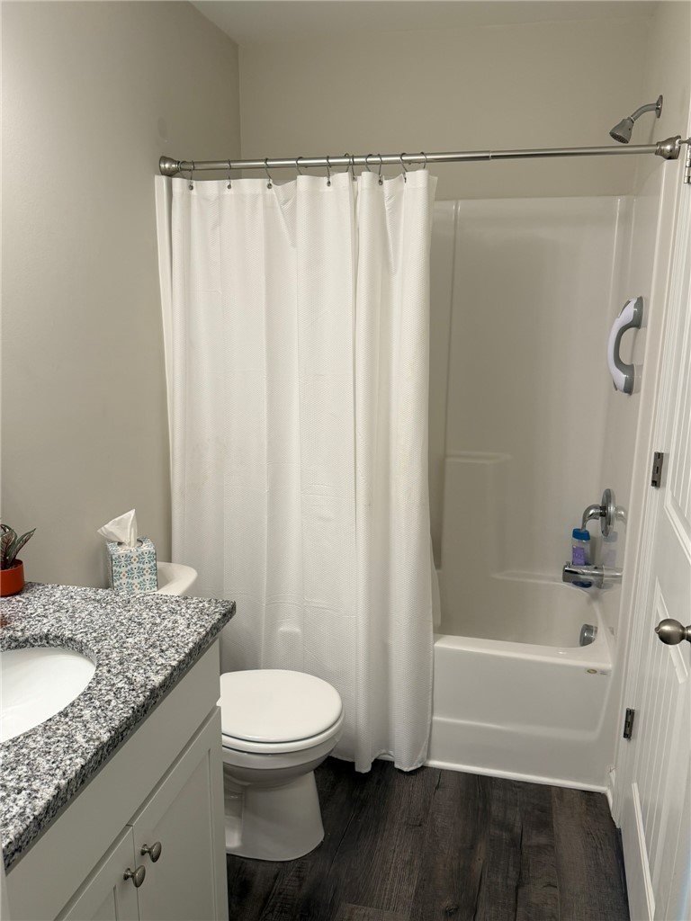 131 Adger Road Pendleton, SC 29670 - Photo 10 of 23 Main floor bathroom