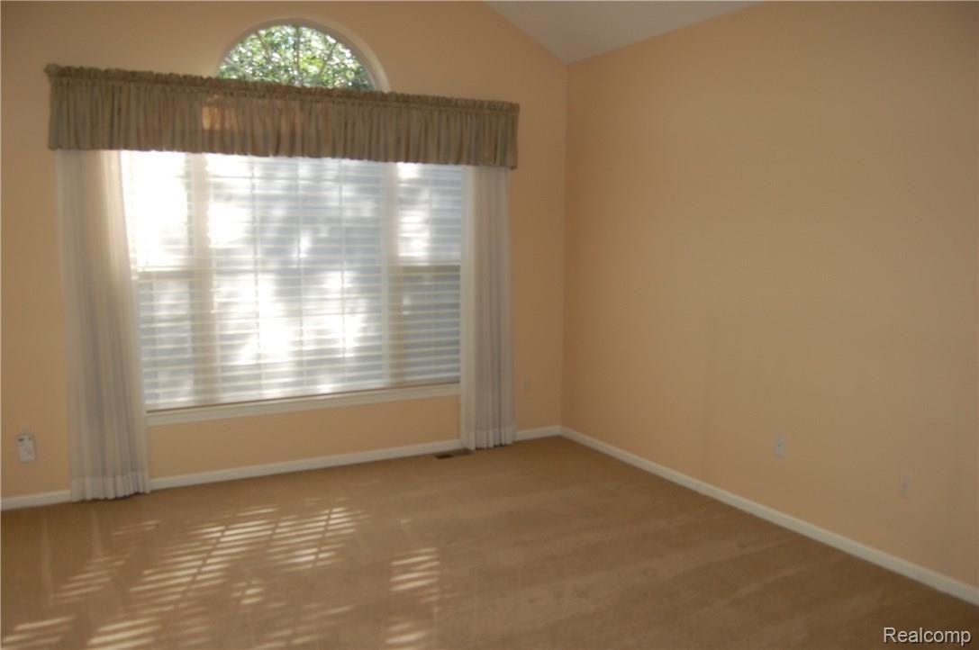 3616 Winding Brk Circle Rochester, MI 48309 - Photo 13 of 30 Master Bedroom