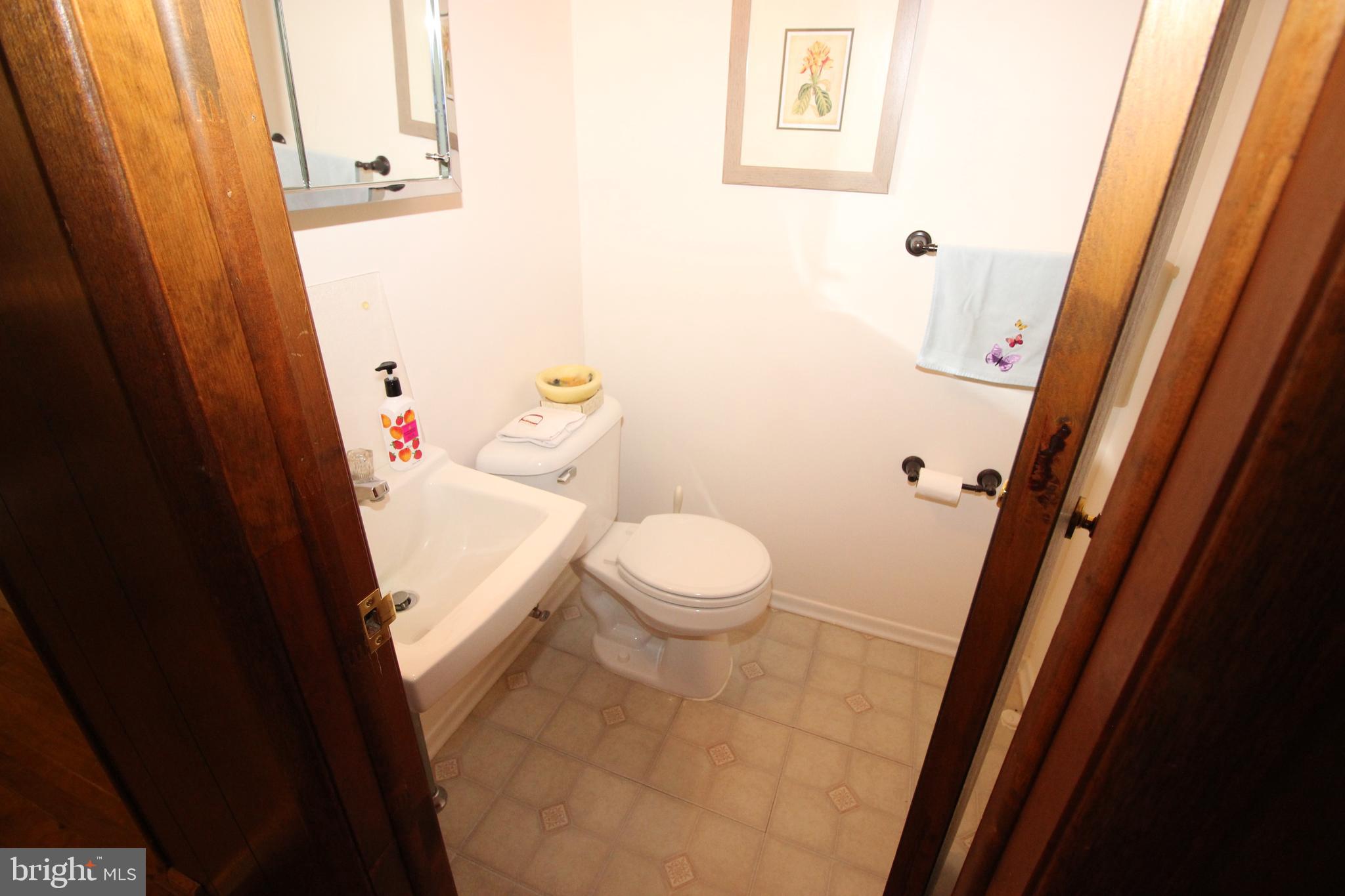 202 Centennial Road Warminster, PA 18974 - Photo 28 of 45 Gallery Image 28