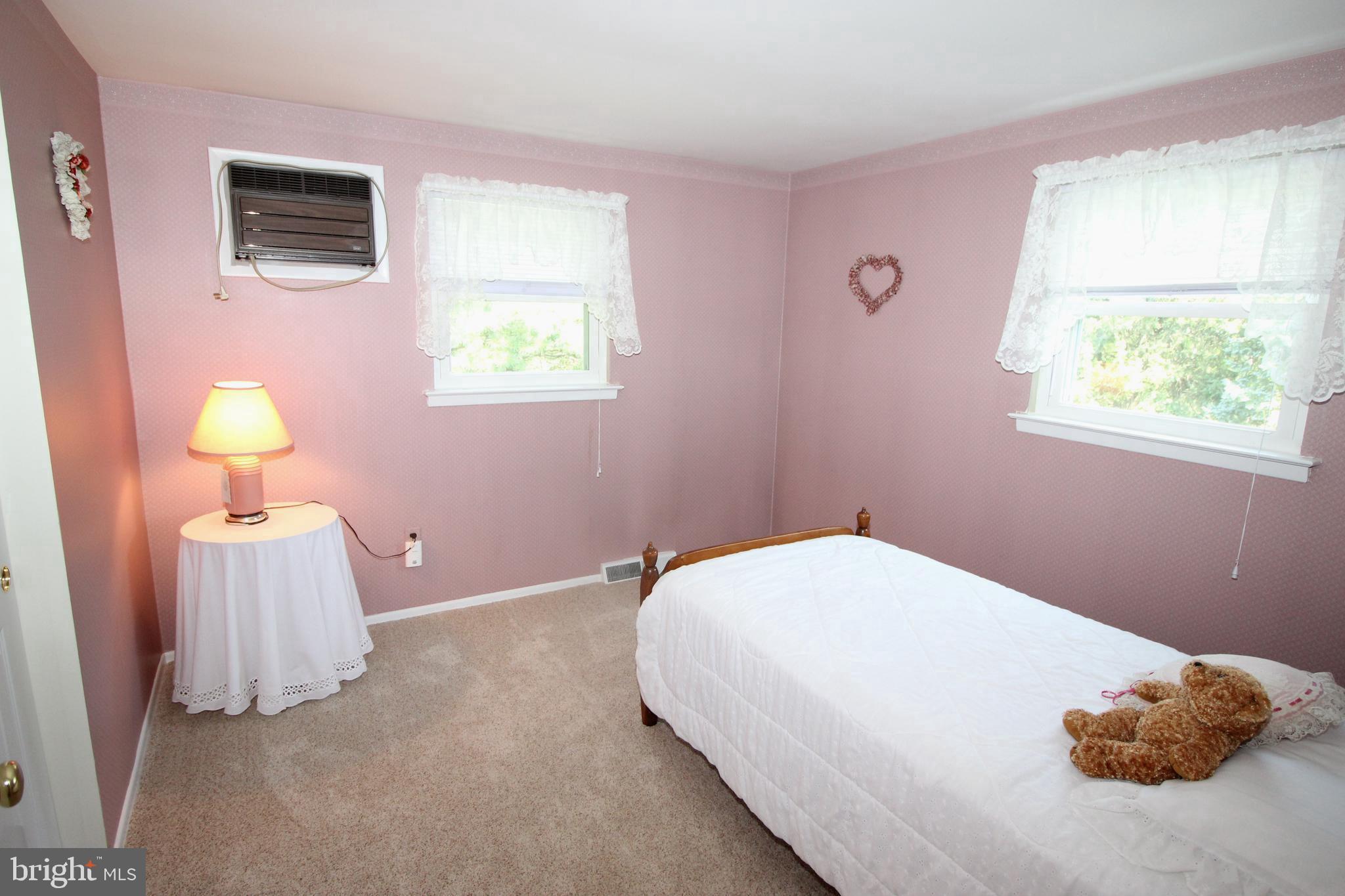 202 Centennial Road Warminster, PA 18974 - Photo 39 of 45 Gallery Image 39