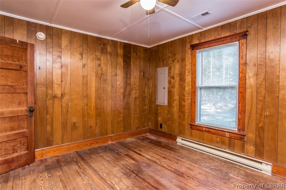 6238 Burleigh Road Gloucester, VA 23061 - Photo 17 of 33 Gallery Image 17