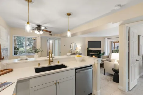 $625,000 | 6971 Ballena Way, Unit 2, Carlsbad, CA 92009