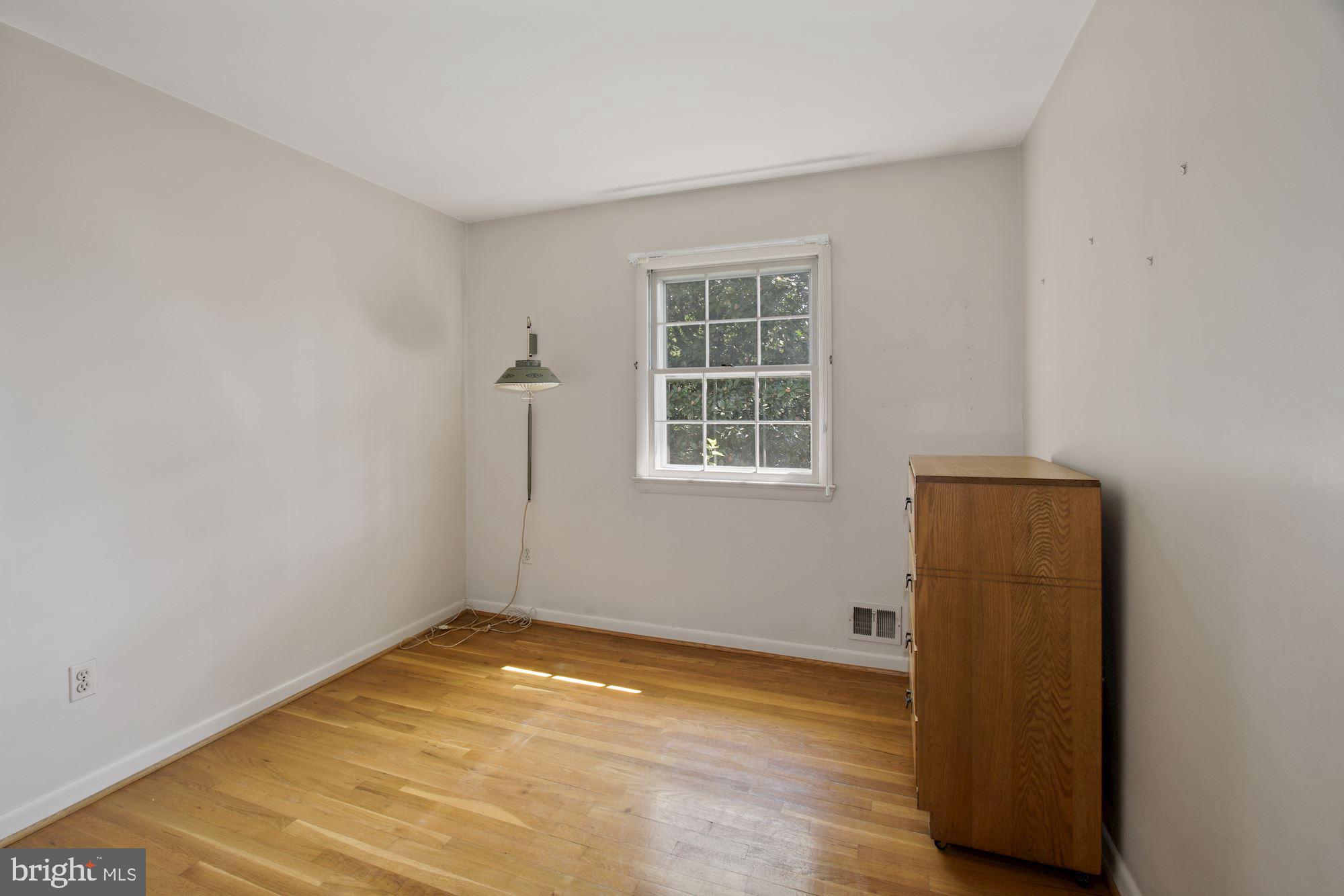 7308 Miller Fall Road Rockville, MD 20855 - Photo 15 of 36 Gallery Image 15