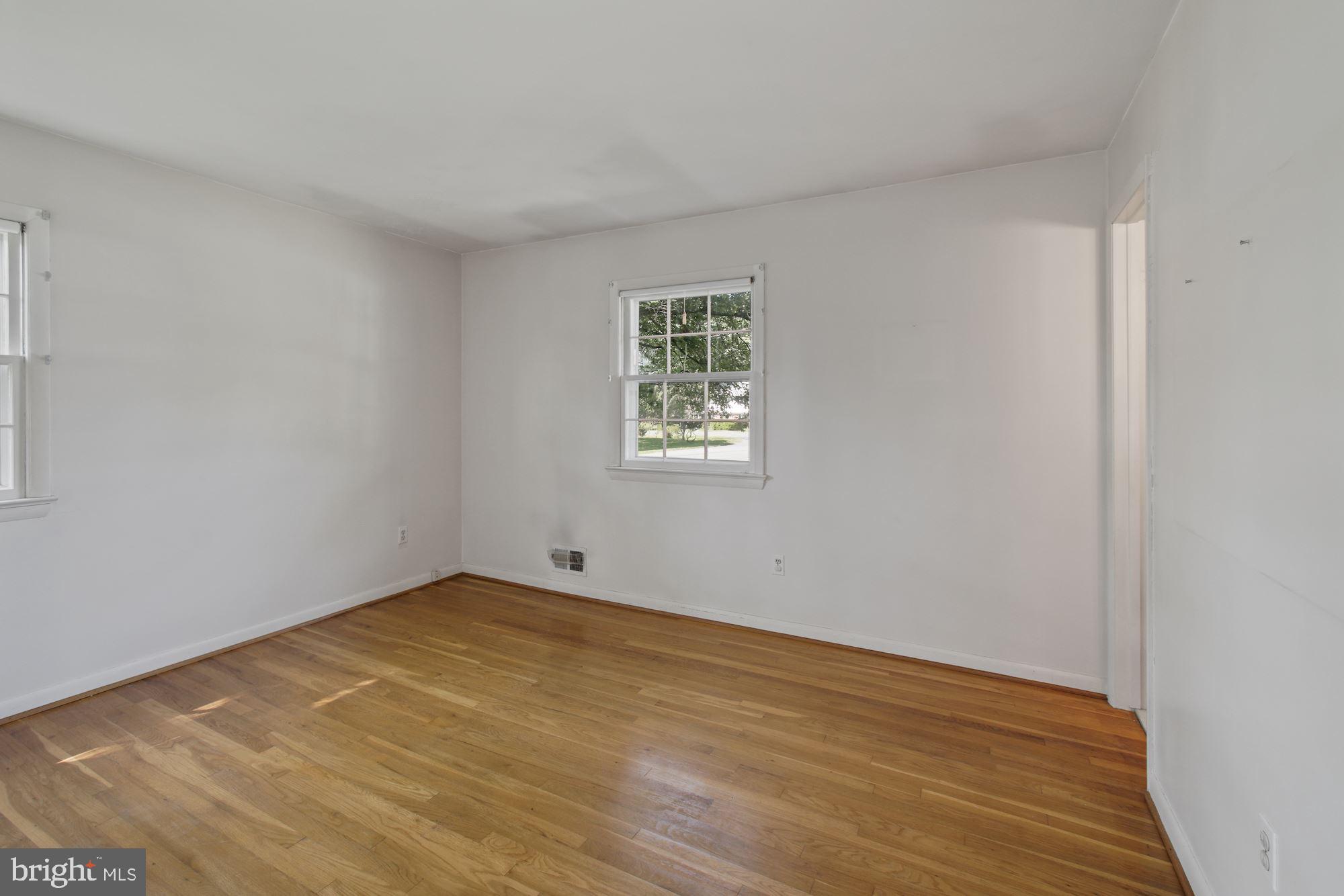 7308 Miller Fall Road Rockville, MD 20855 - Photo 19 of 36 Gallery Image 19