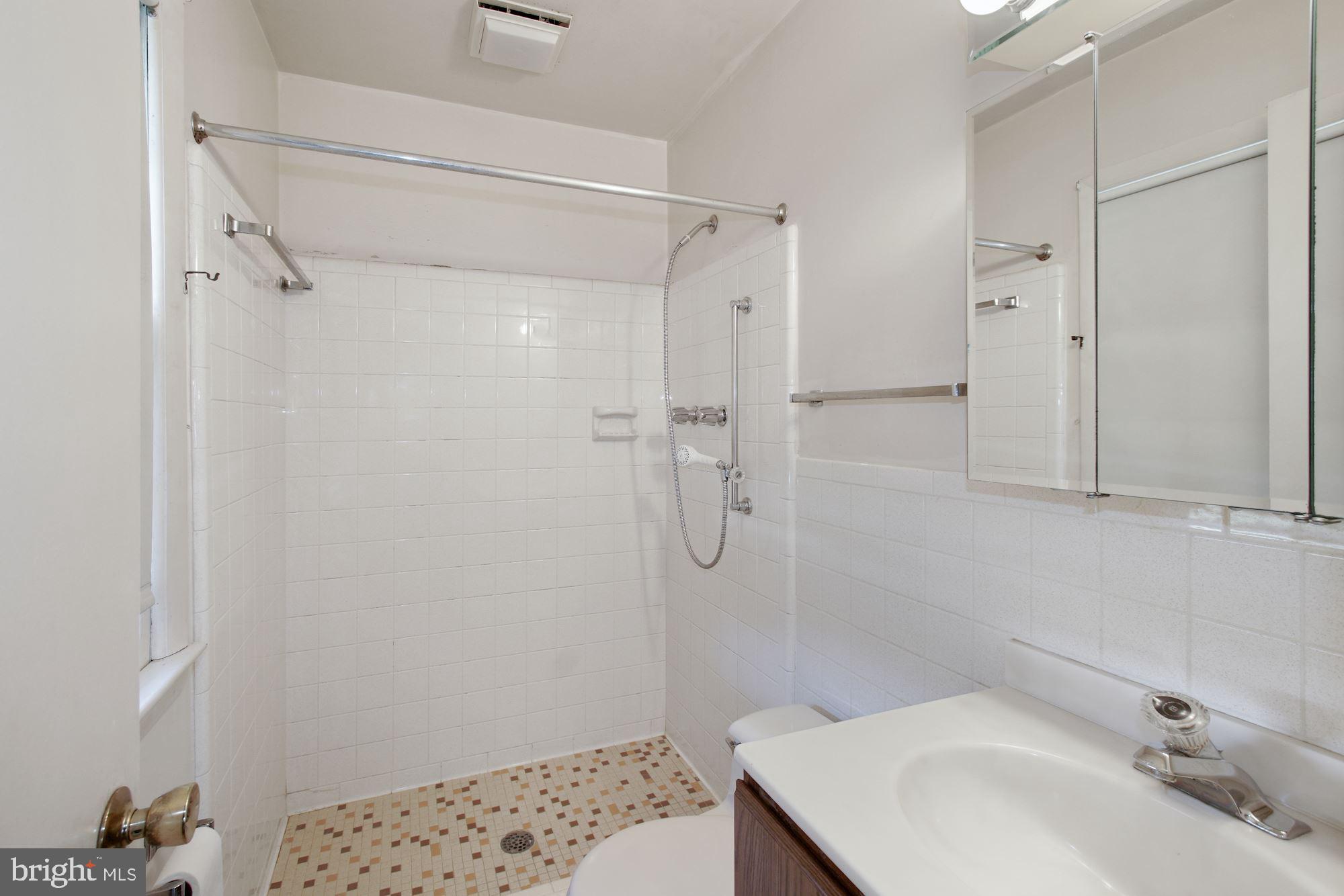 7308 Miller Fall Road Rockville, MD 20855 - Photo 21 of 36 Gallery Image 21