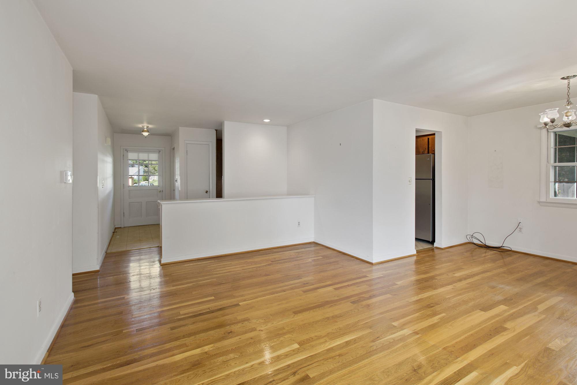 7308 Miller Fall Road Rockville, MD 20855 - Photo 6 of 36 Gallery Image 6