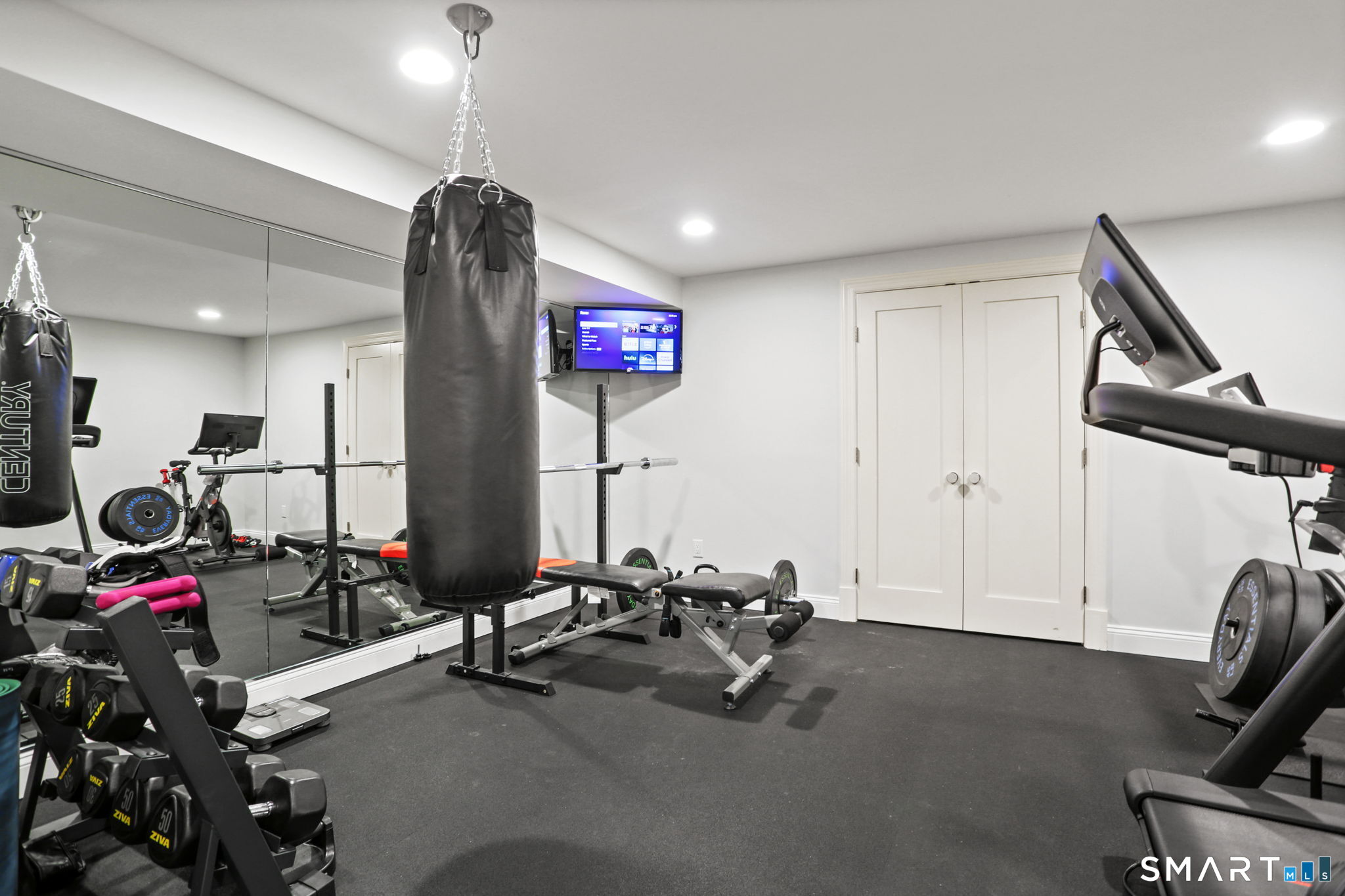 5 Shields Lane Darien, CT 06820 - Photo 33 of 40