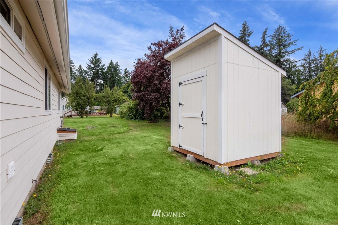 5313 Erlands Point Road Northwest Bremerton, WA 98312 - Photo 18 of 20 Gallery Image 18