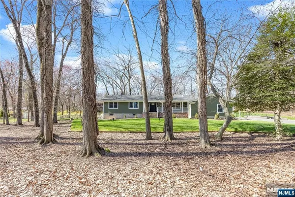 $5,000 | 886 High Mountain Road, Franklin Lakes, NJ 07417
