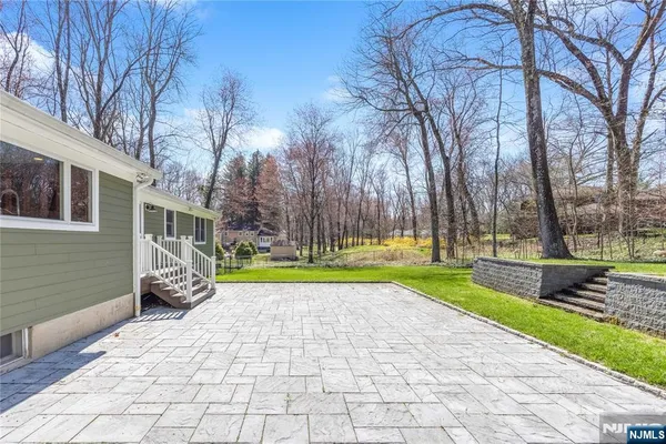 $5,000 | 886 High Mountain Road, Franklin Lakes, NJ 07417