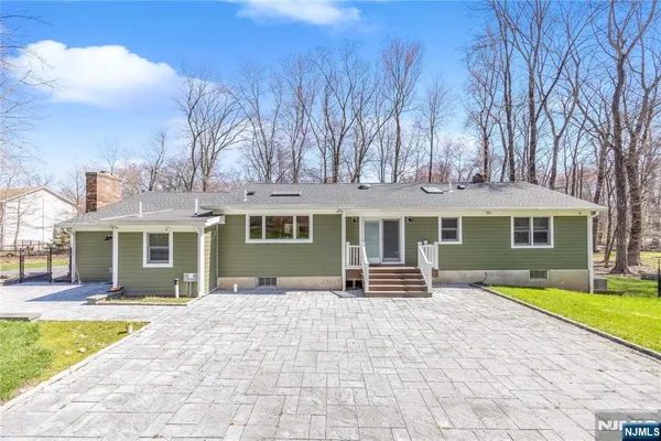 $5,000 | 886 High Mountain Road, Franklin Lakes, NJ 07417