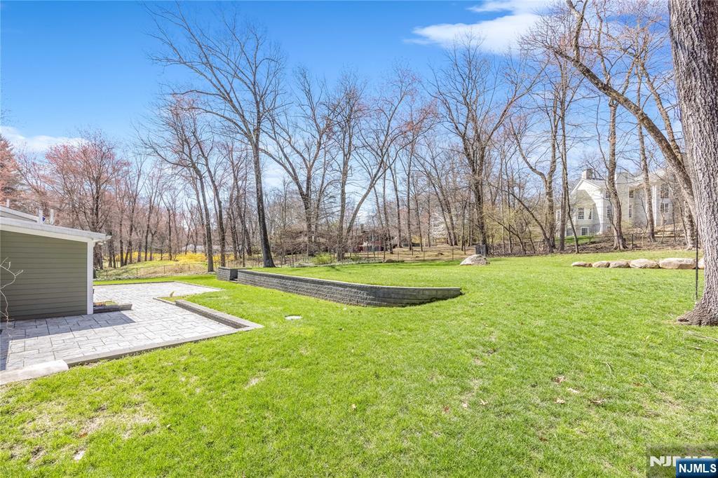 886 High Mountain Road Franklin Lakes, NJ 07417 - Photo 25 of 31