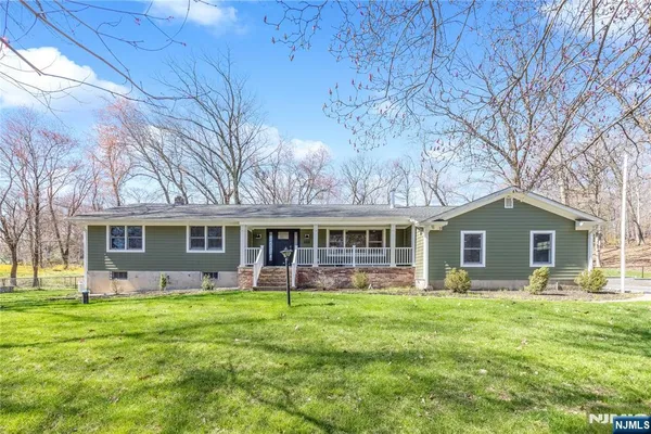 $5,000 | 886 High Mountain Road, Franklin Lakes, NJ 07417