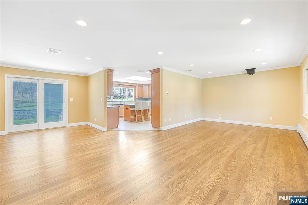 886 High Mountain Road Franklin Lakes, NJ 07417 - Photo 6 of 31