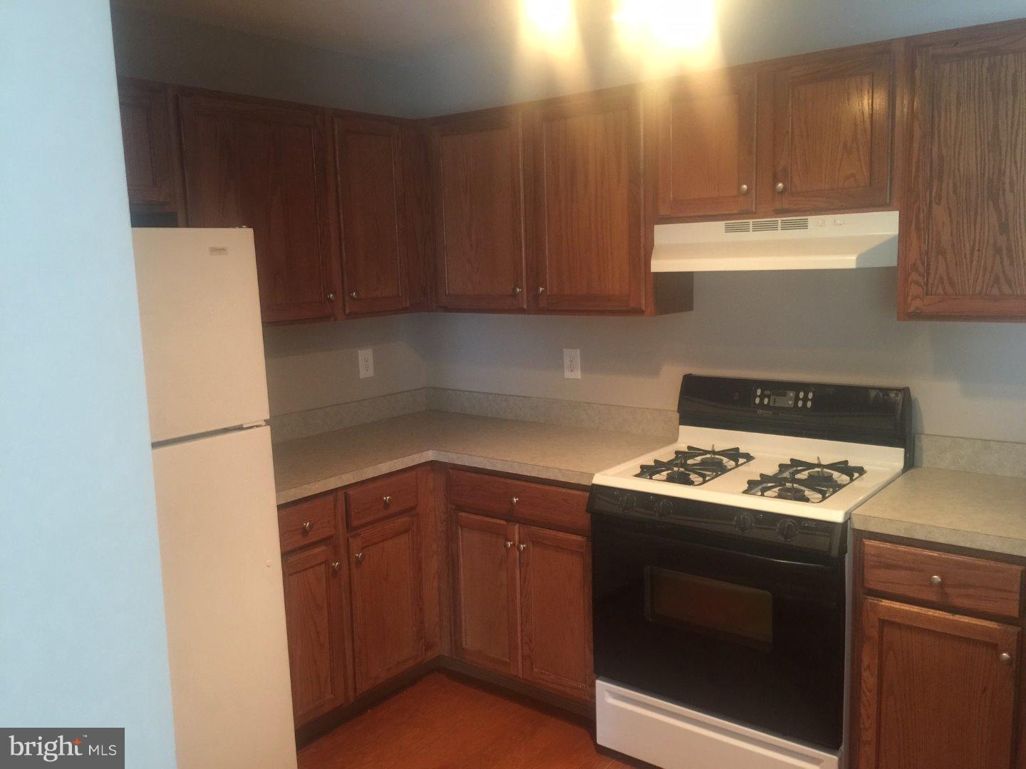 182 Natalie Road Delran, NJ 08075 - Photo 3 of 20