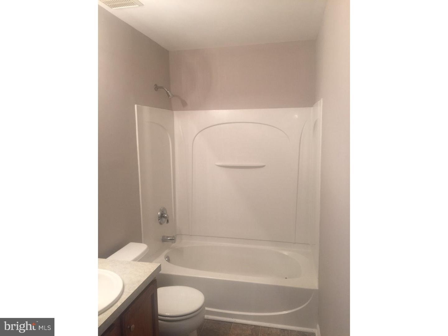 182 Natalie Road Delran, NJ 08075 - Photo 7 of 20