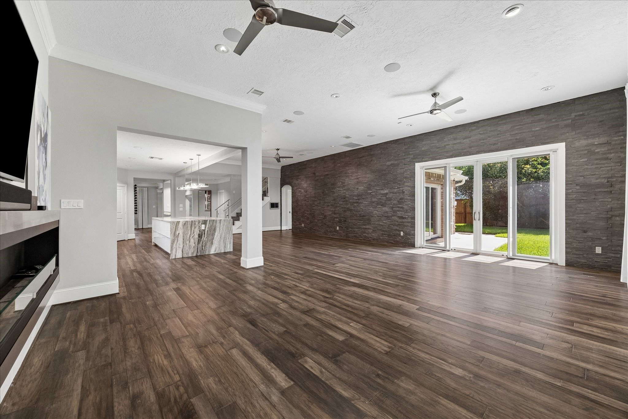 14855 Perthshire Road Houston, TX 77079 - Photo 20 of 43