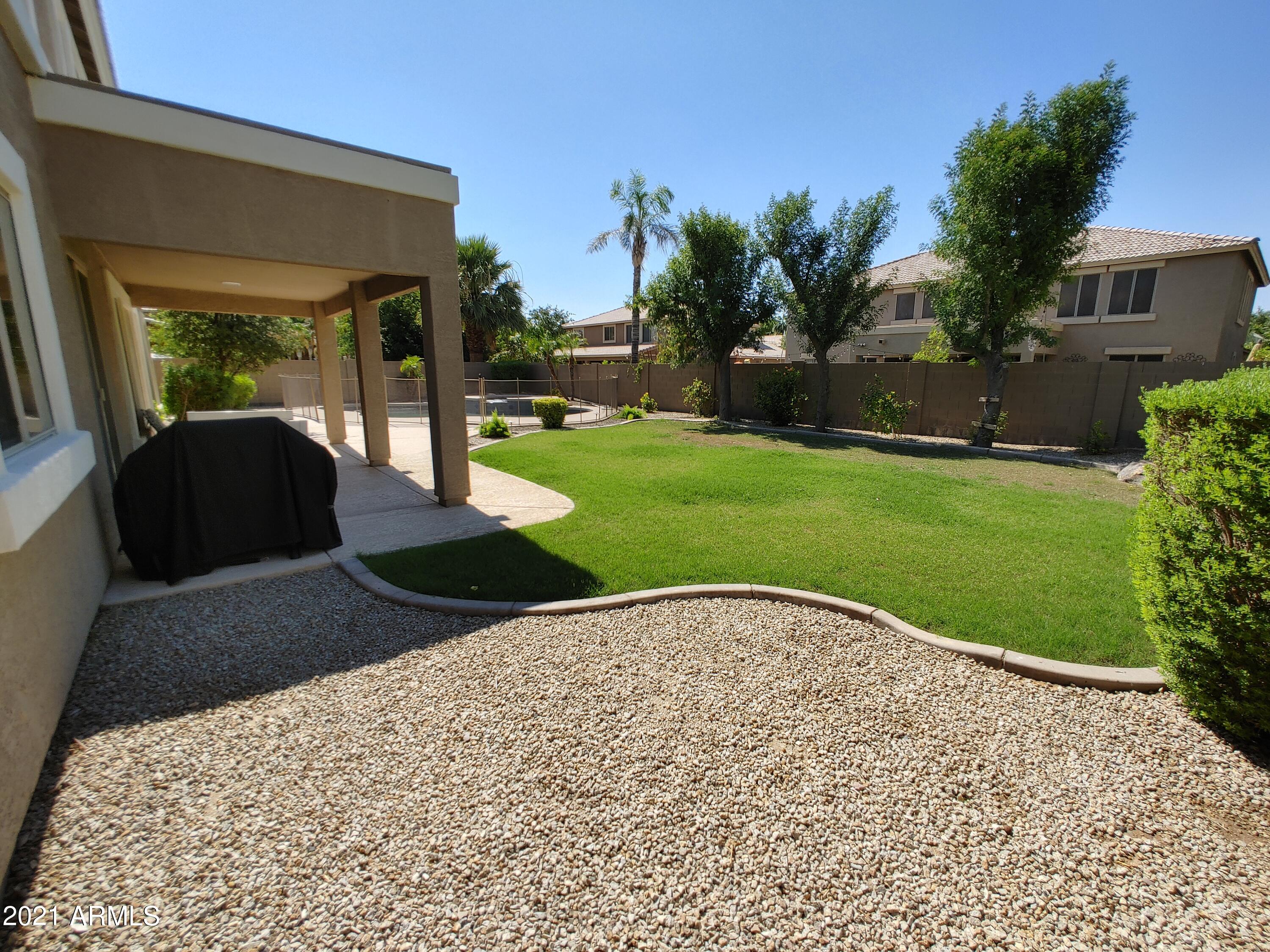 281 East Hopkins Road Gilbert, AZ 85295 - Photo 5 of 37 0630210936_HDR