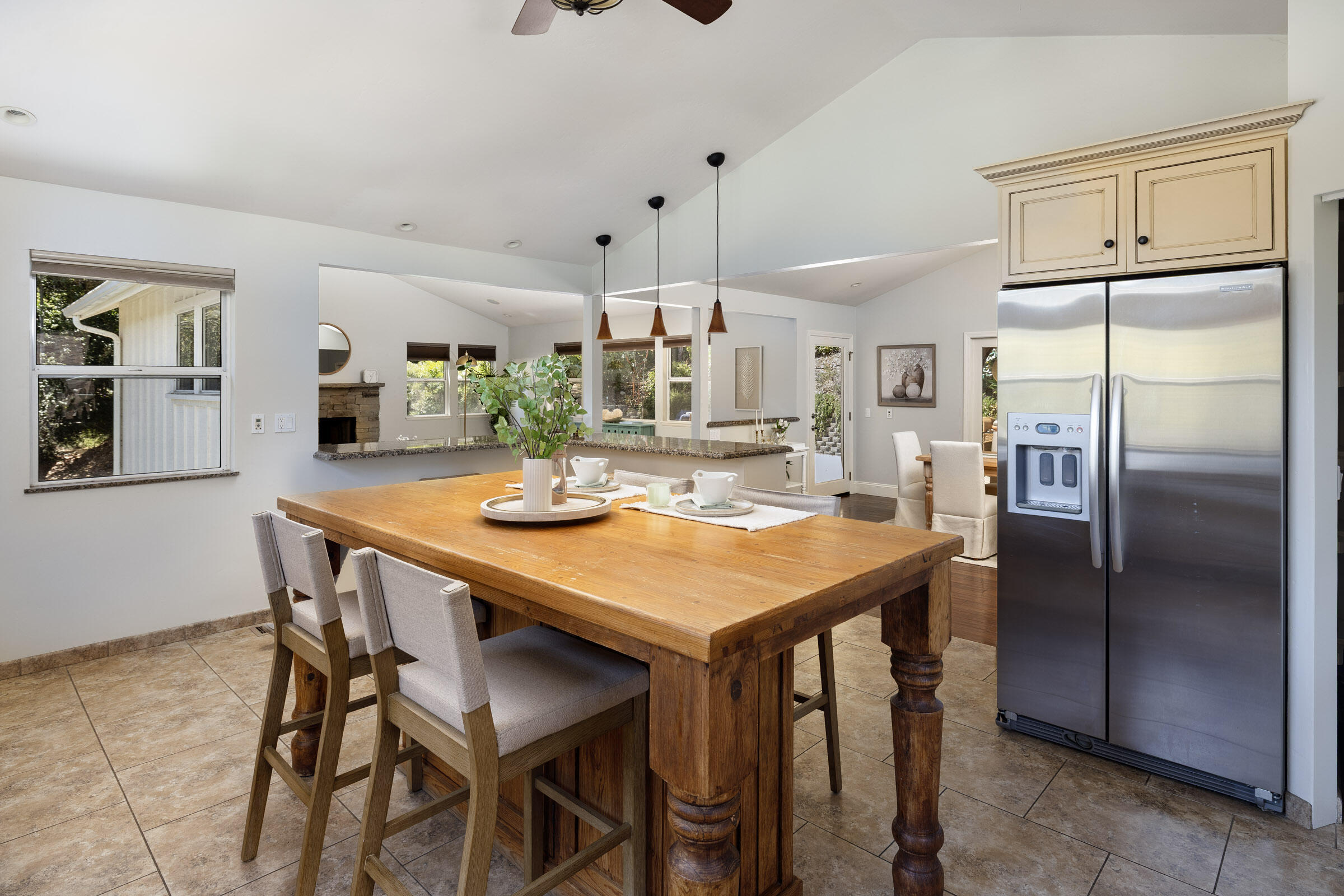 1352 Manitou Road Santa Barbara, CA 93101 - Photo 8 of 29 Kitchen