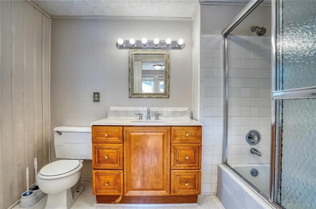 6163 Lake Lanier Heights Road Buford, GA 30518 - Photo 12 of 26