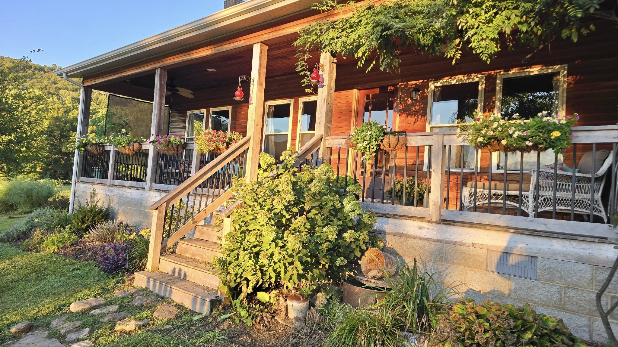 604 Oris Sain Road Morrison, TN 37357 - Photo 11 of 99 a view of a house with fountain and porch