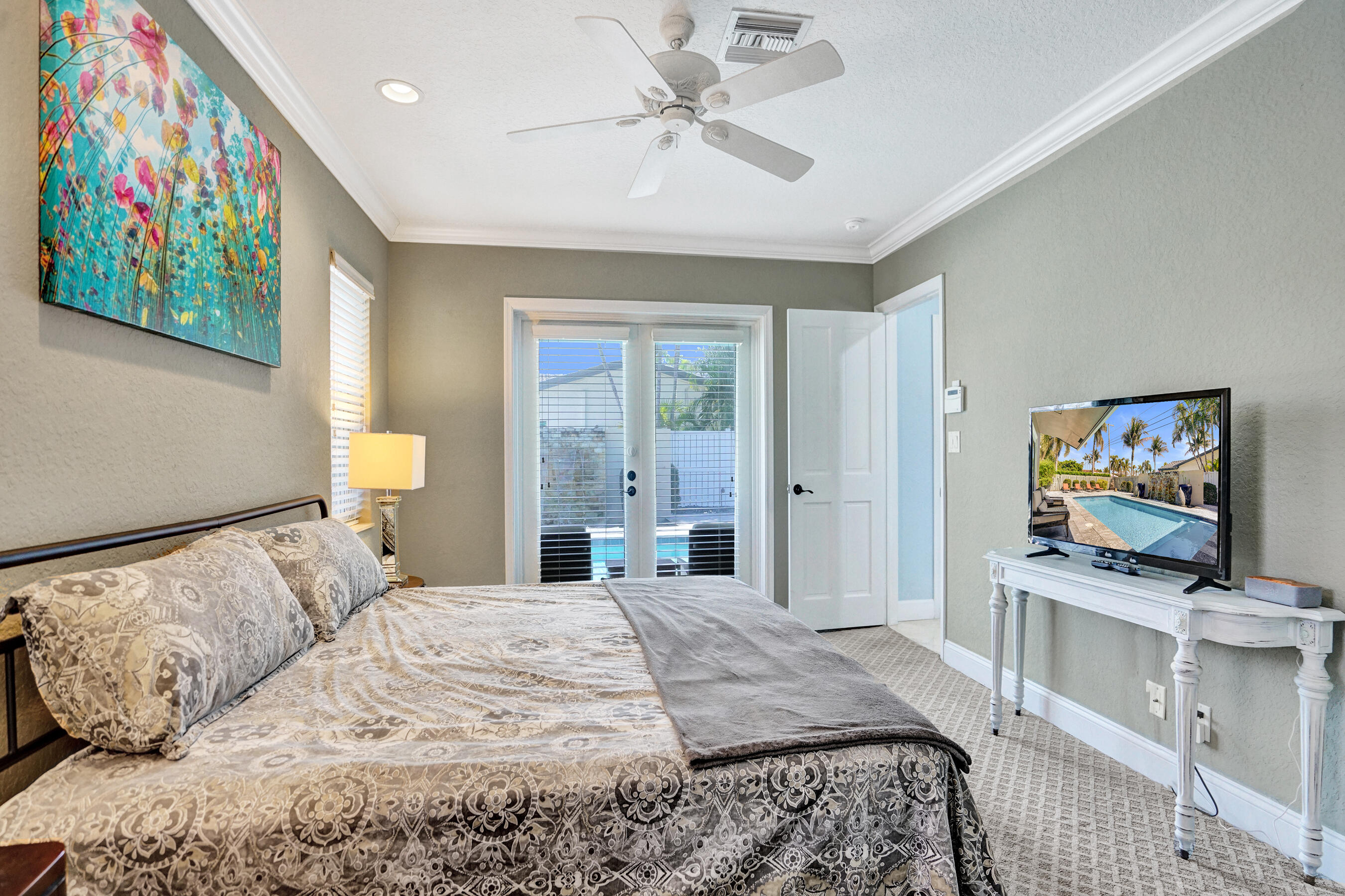2750 Northeast 45th Street Lighthouse Point, FL 33064 - Photo 17 of 60 Primary Bedroom