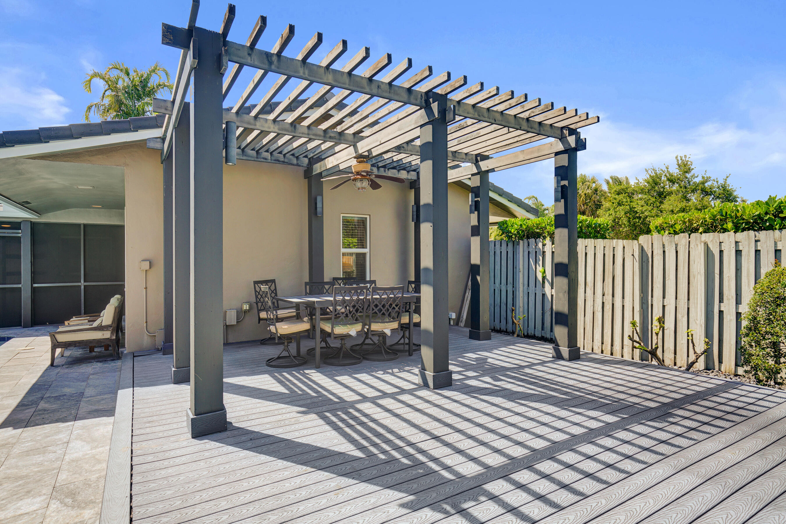 2750 Northeast 45th Street Lighthouse Point, FL 33064 - Photo 42 of 60 Trex Deck w/ Pregola