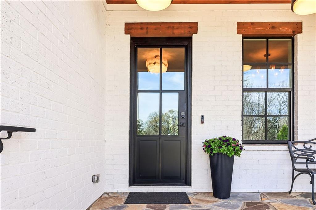 1025 Reed Farm Lane Roswell, GA 30076 - Photo 5 of 54