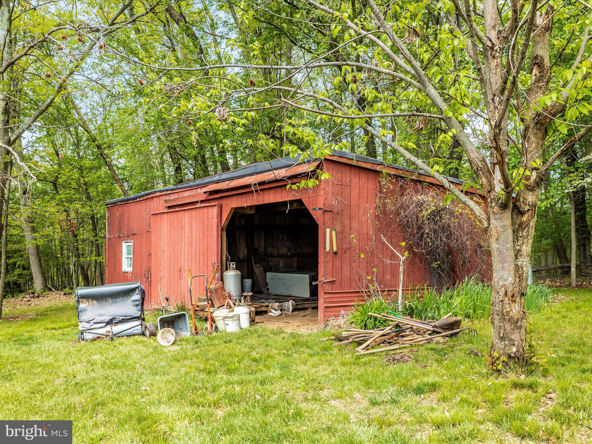 2410 Mullinix Mill Road Mount Airy, MD 21771 - Photo 54 of 56 Shed is as is