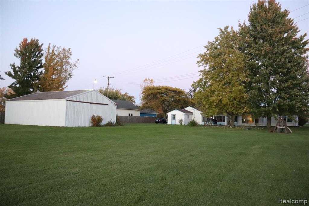12021 Telegraph Road Carleton, MI 48117 - Photo 13 of 50
