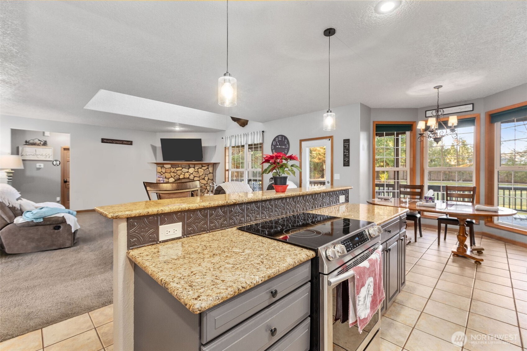 Undisclosed Address Chehalis, WA 98532 - Photo 9 of 40