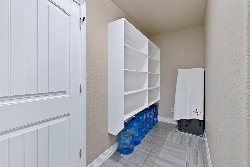 118 Cherokee Street Greenville, TX 75402 - Photo 16 of 19 a view of a hallway with closet