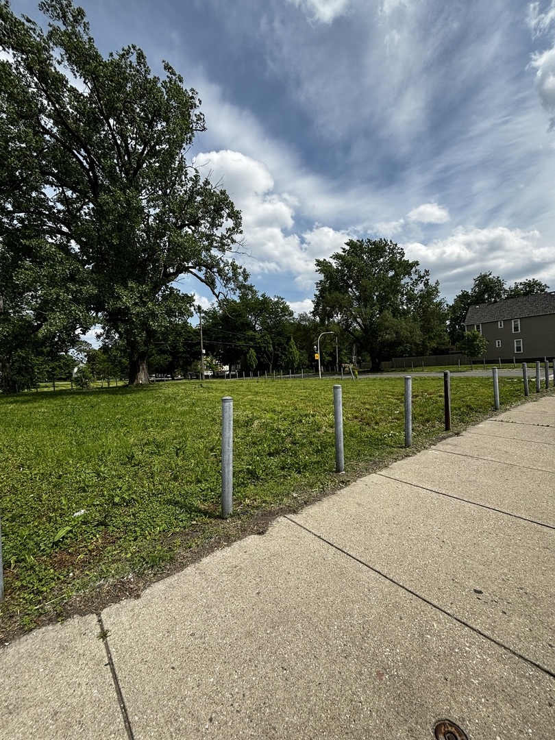 5950 South Racine Avenue Chicago, IL 60636 - Photo 3 of 7 Gallery Image 3