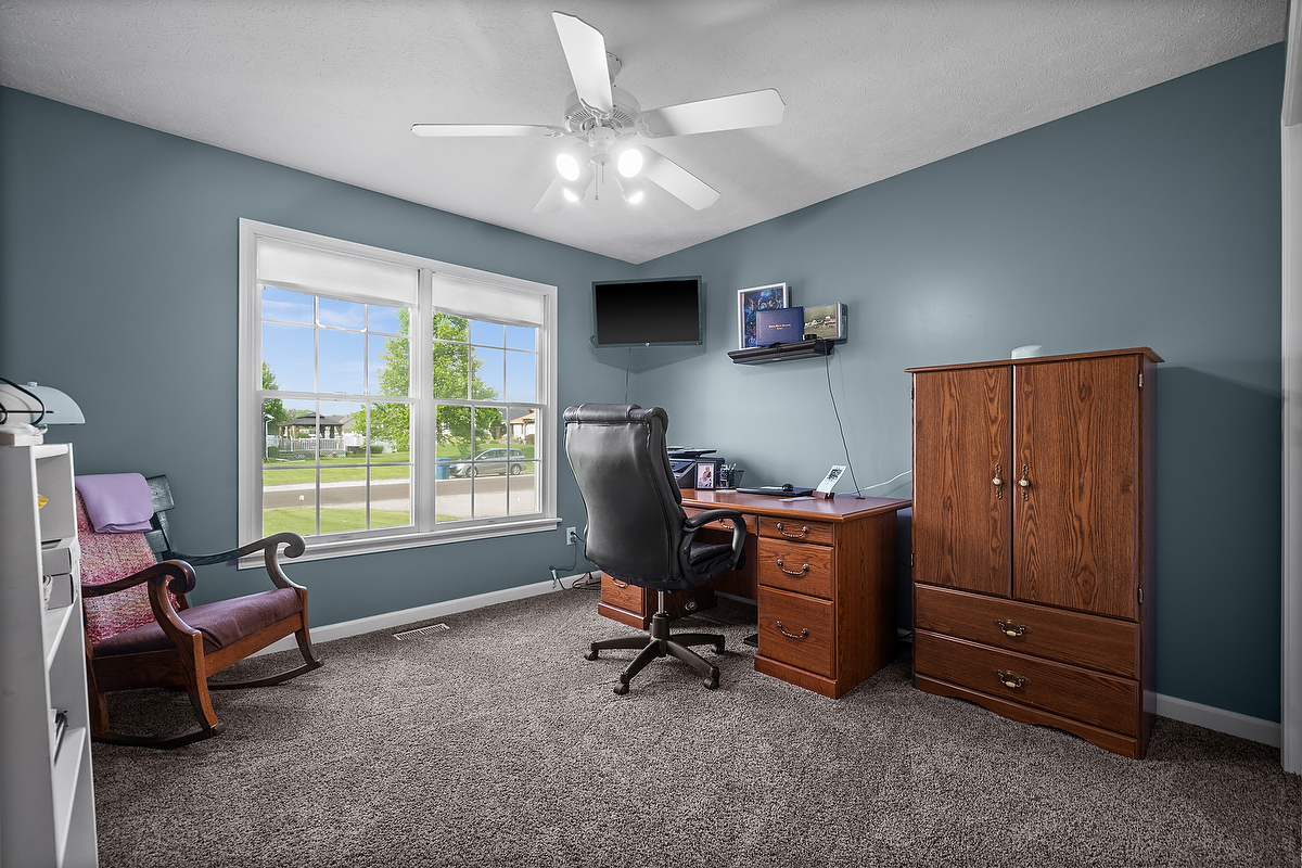 421 Sunset Drive Colfax, IL 61728 - Photo 15 of 44