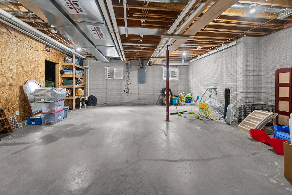 421 Sunset Drive Colfax, IL 61728 - Photo 23 of 44