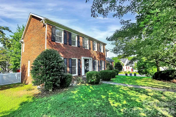 $2,295 | 6629 Brenock Lane, Charlotte, NC 28269