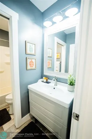 $4,380,000 | 3301 Southeast 12th Street, Pompano Beach, FL 33062