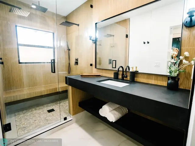 $4,380,000 | 3301 Southeast 12th Street, Pompano Beach, FL 33062