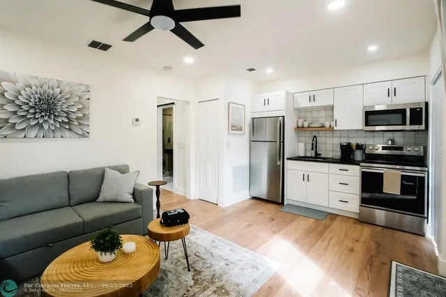 $4,380,000 | 3301 Southeast 12th Street, Pompano Beach, FL 33062