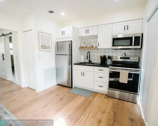 $4,380,000 | 3301 Southeast 12th Street, Pompano Beach, FL 33062