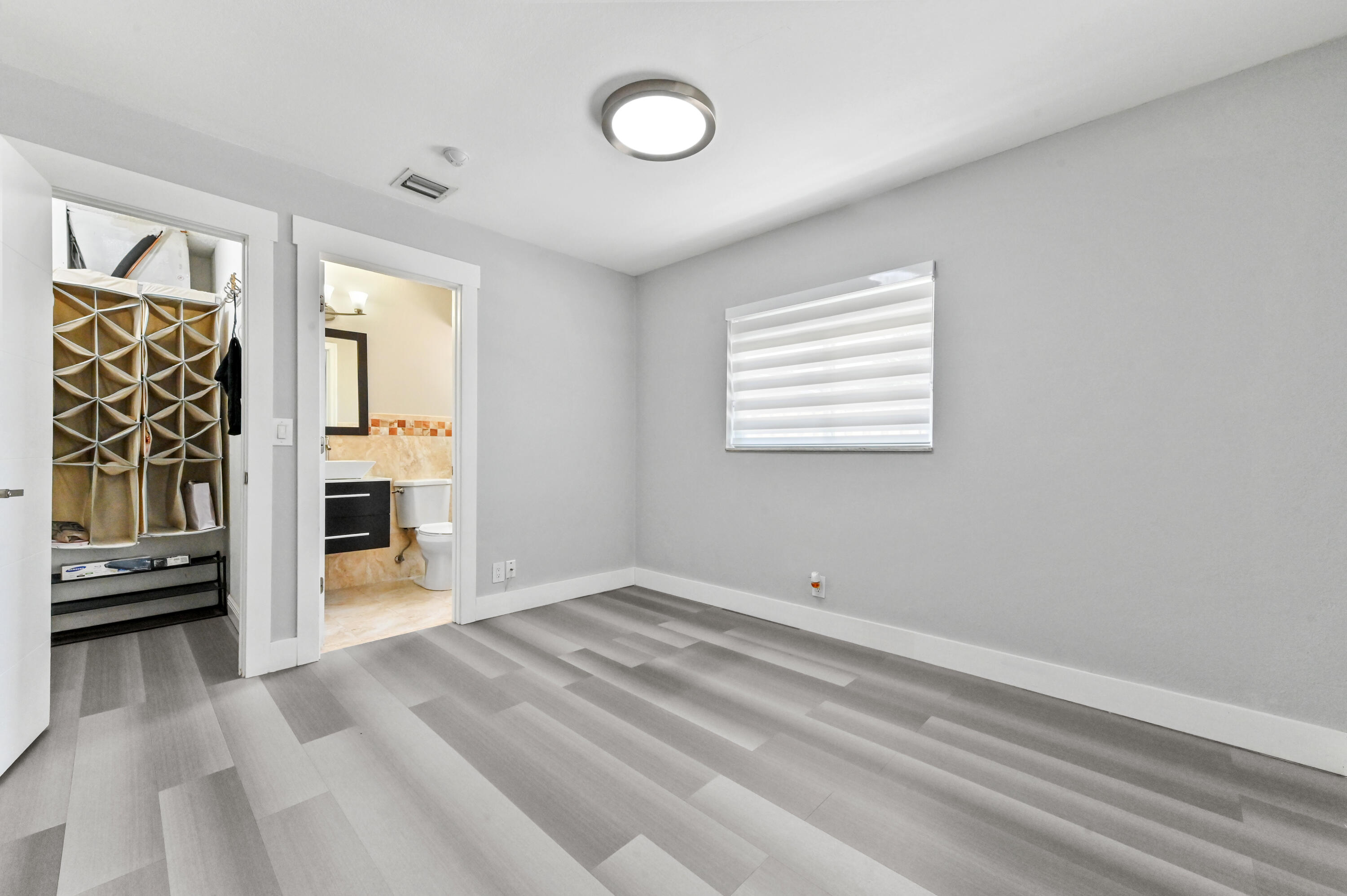 1320 Riverside Circle Wellington, FL 33414 - Photo 20 of 46 22 Bed Room 02