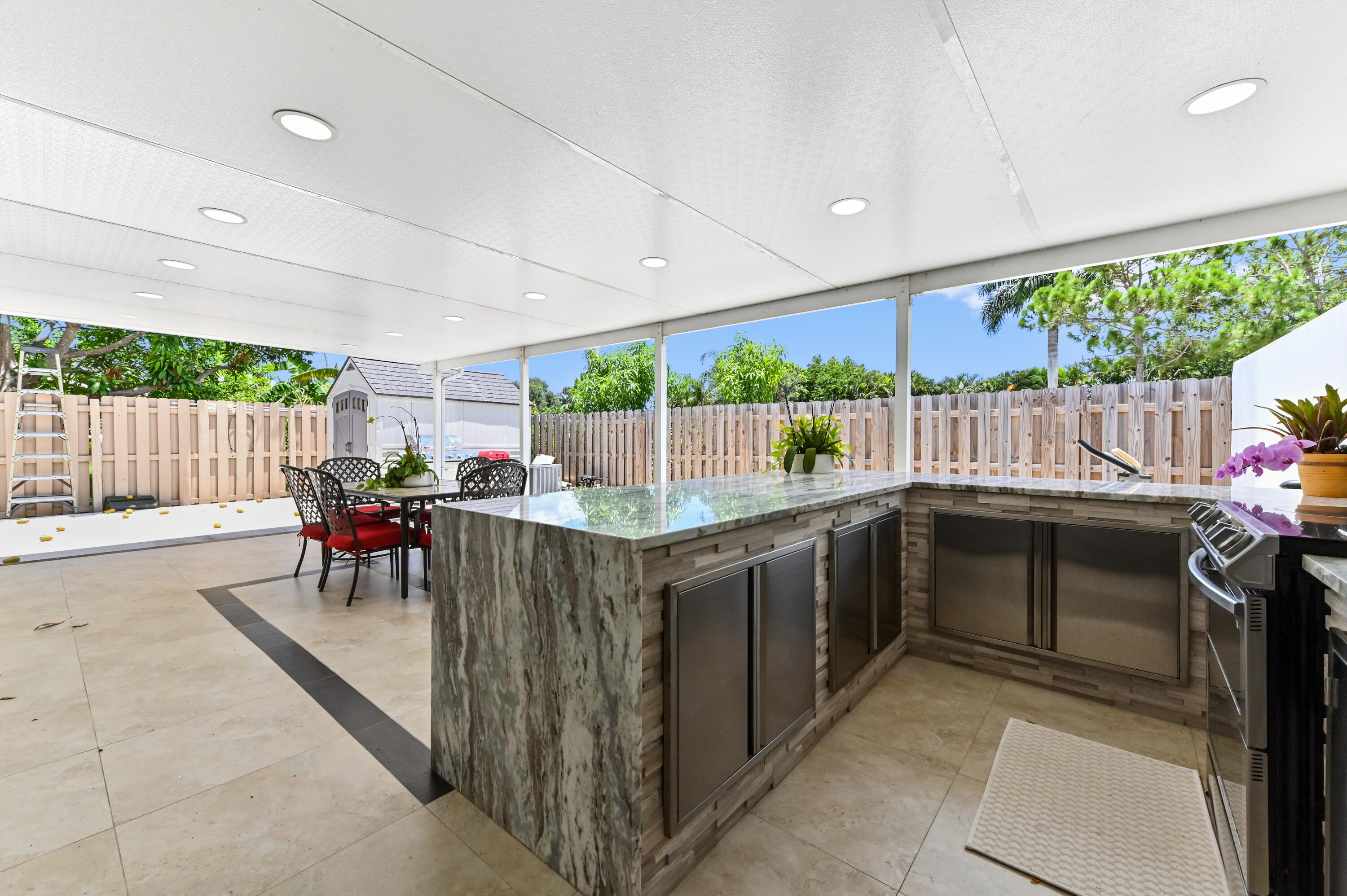 1320 Riverside Circle Wellington, FL 33414 - Photo 23 of 46 27 Patio 03