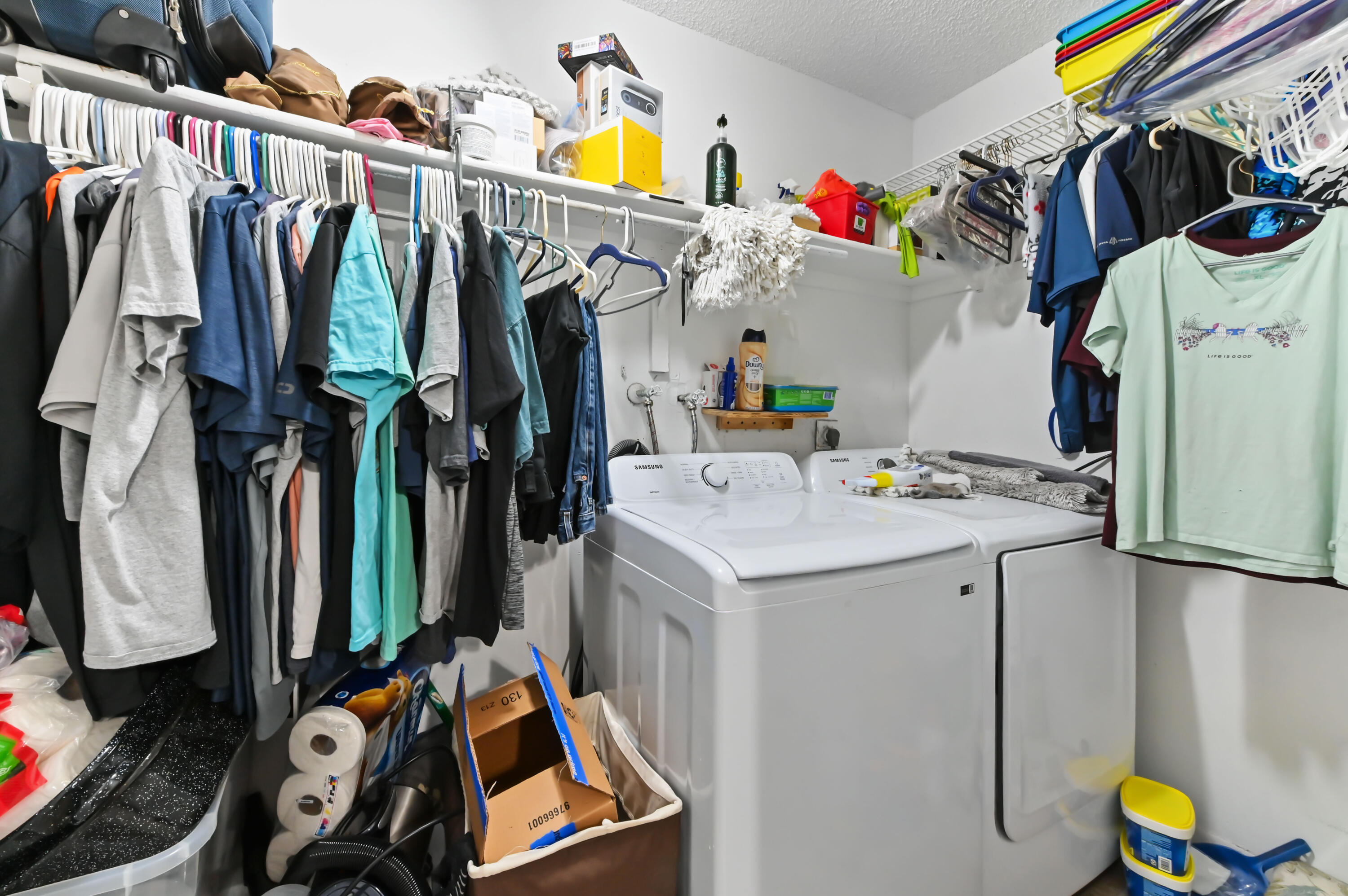 1320 Riverside Circle Wellington, FL 33414 - Photo 38 of 46 13 laundry 01